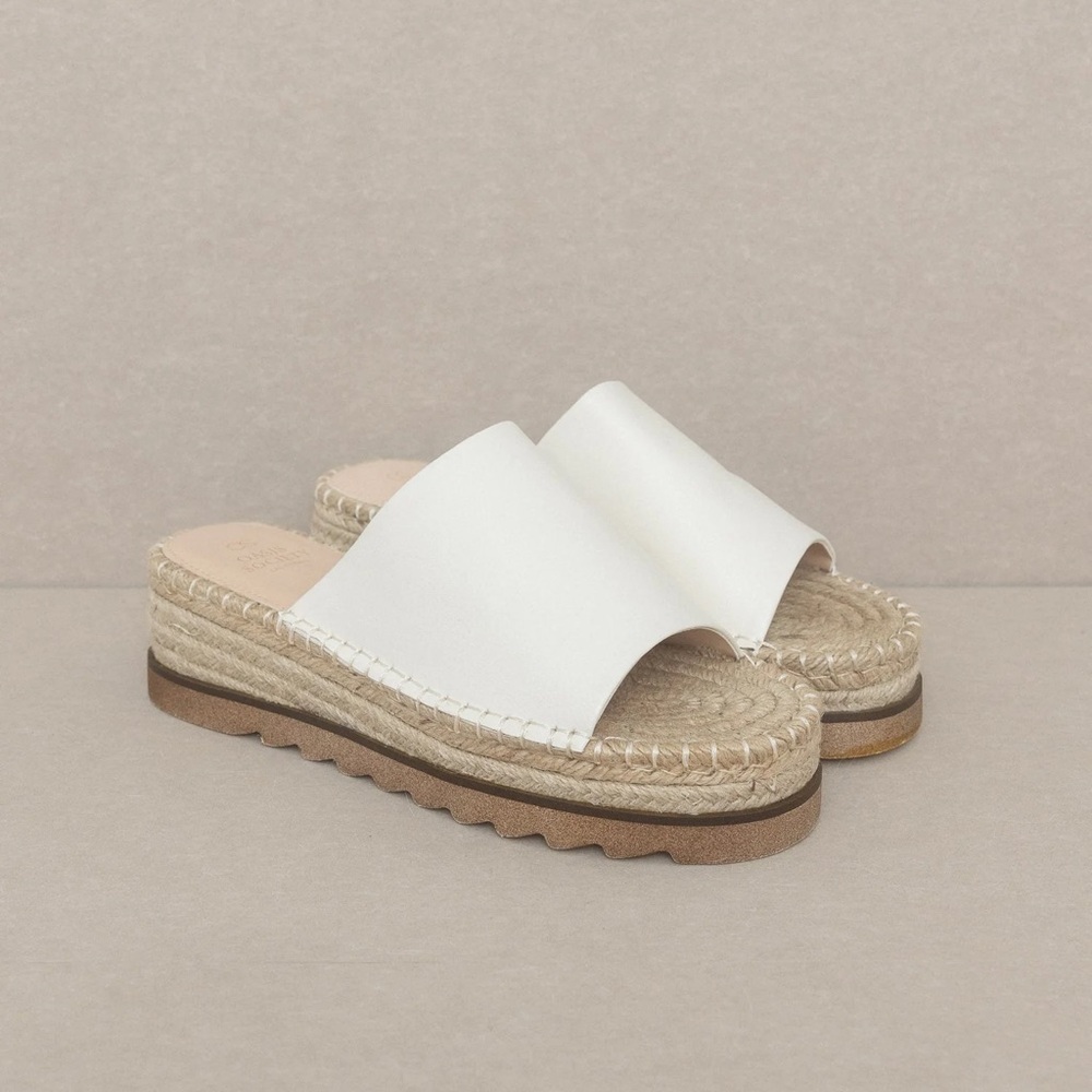 Oasis Society Espadrille Platform Sandals